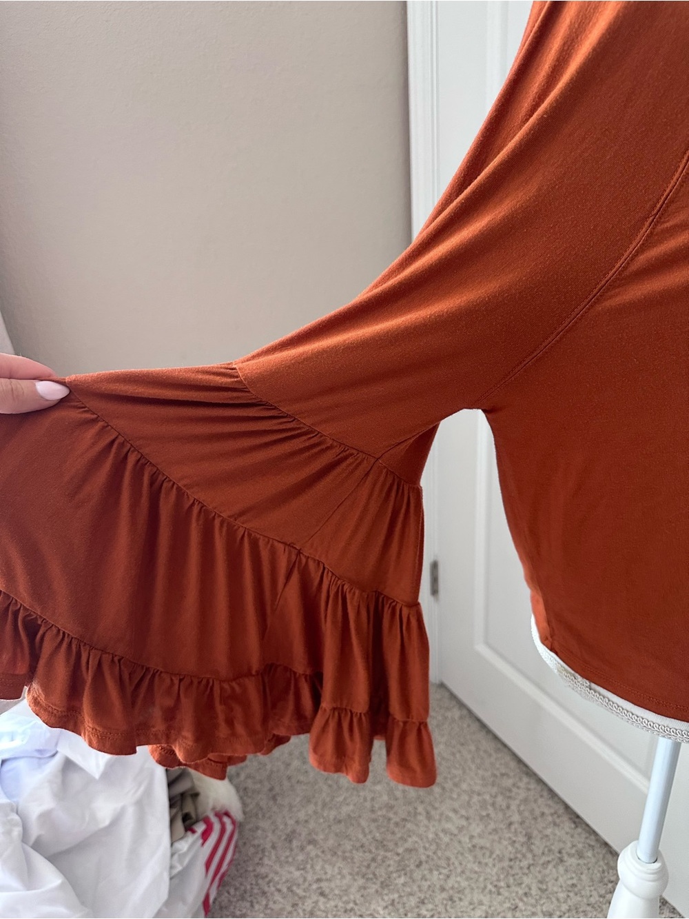 Rust Bell Sleeve Top - Picture 6 of 9